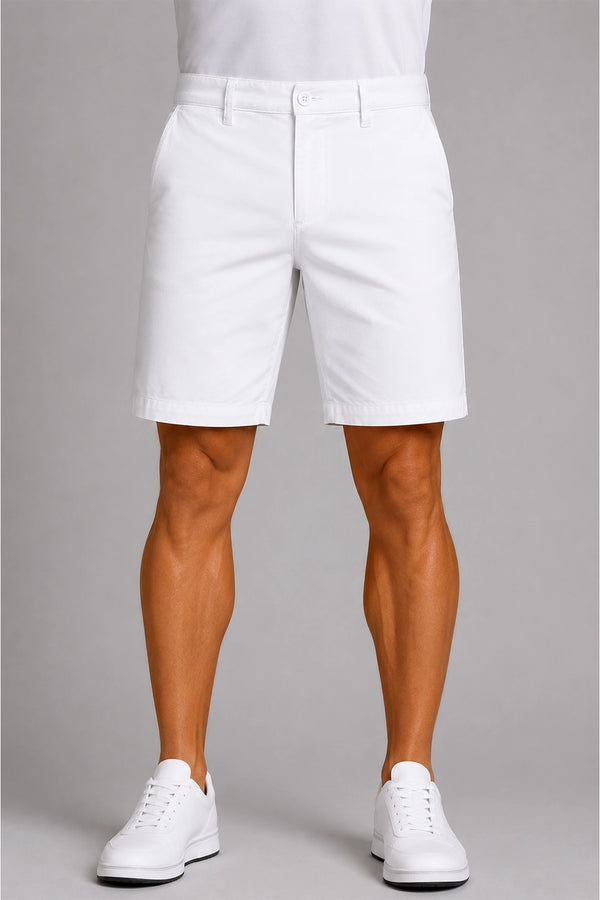 Bermuda chino blanc homme, face avant, patte boutonnée, coutures discrètes