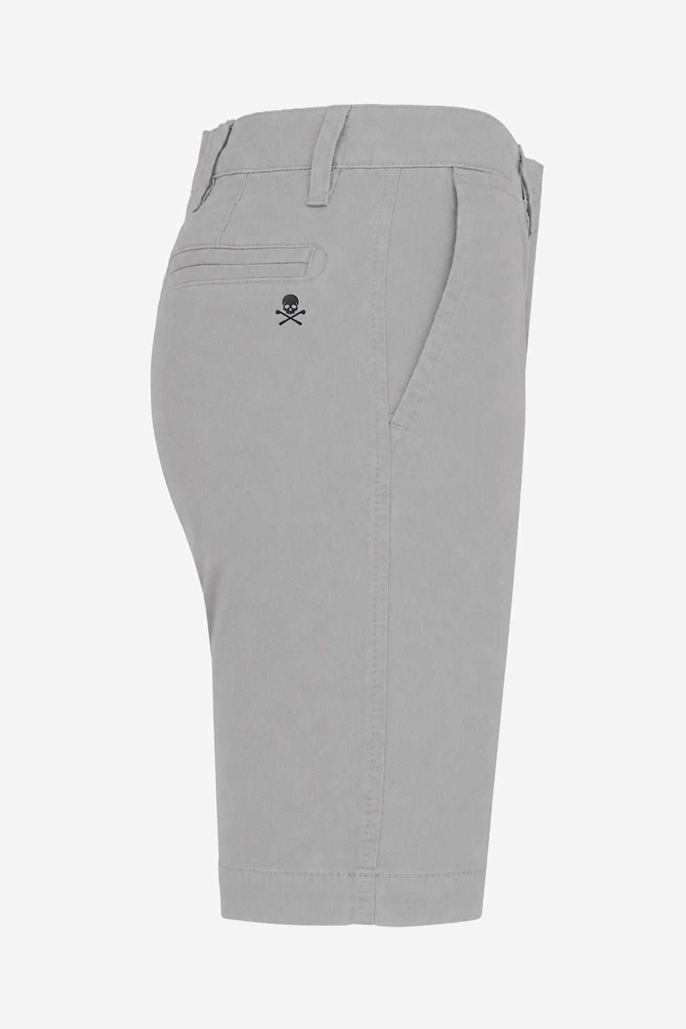 Bermuda de golf femme en chino gris clair, coupe droite, logo tête de mort discret
