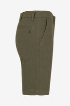 Bermuda de golf femme en chino kaki foncé, coupe droite, logo tête de mort