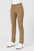 Pantalon chino de golf femme beige camel, vue de pied, ourlet et poches avant
