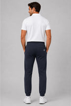 Pantalon de golf bleu marine homme, vue de dos, cordon à la taille, bas resserré