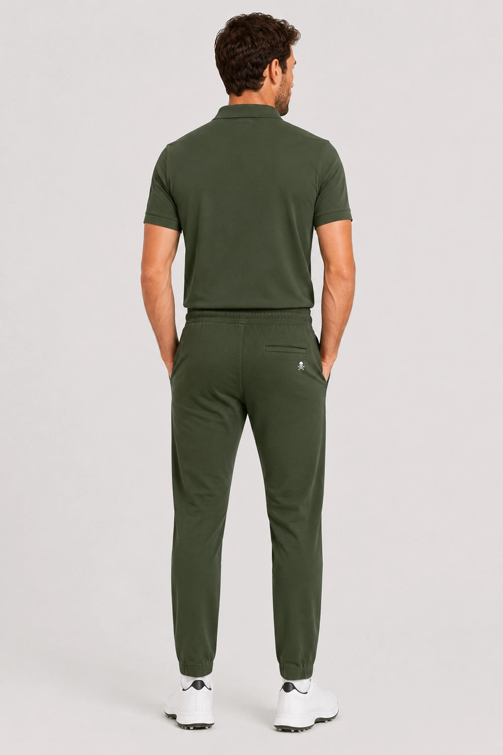 Pantalon de golf Flex vert, vue de dos, cordon à la taille, jambes droites.