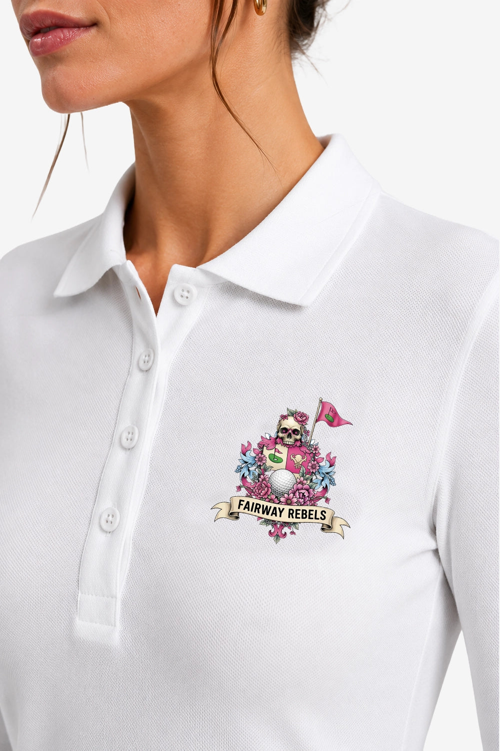 Polo manches longues blanc à col boutonné, logo «Fairy Rebels» brodé sur la poitrine