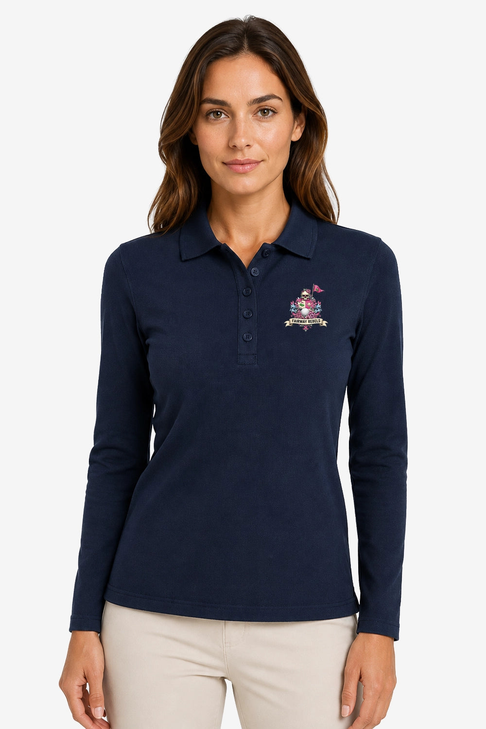 Polo de golf femme manches longues bleu marine, col boutonné et écusson sur la poitrine.