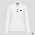 Polo de golf femme blanc à manches longues, col chemise, écusson rond sur la poitrine.