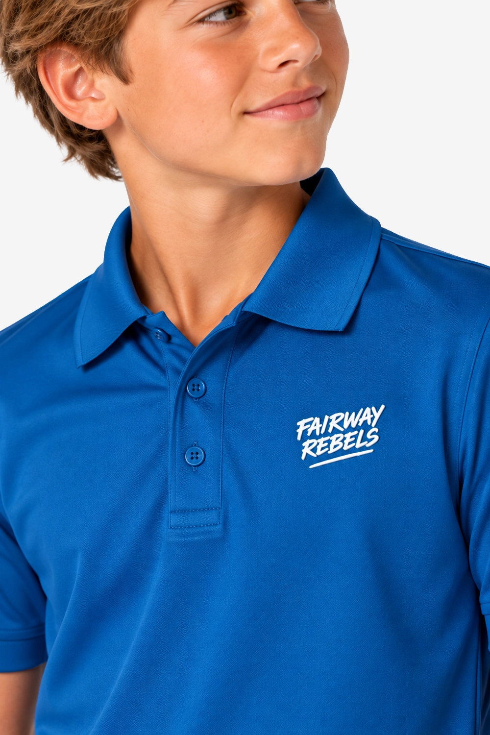 Polo technique bleu garçon, gros plan col et boutons, logo poitrine Fairway Rebels