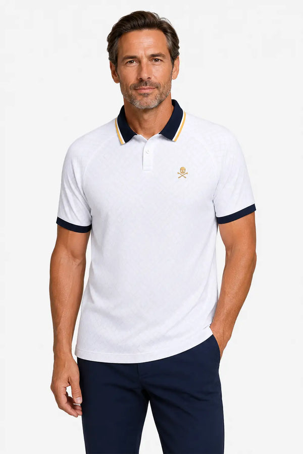 Polo de golf homme blanc, col contrasté et patte boutonnée, logo tête de mort.
