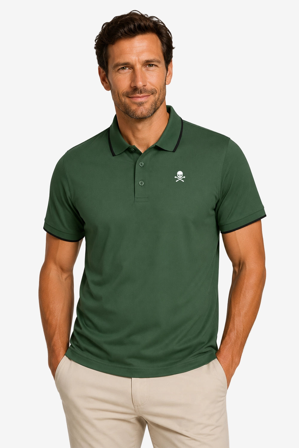 Polo homme vert col boutonné, écusson poitrine, manches courtes, coupe ajustée