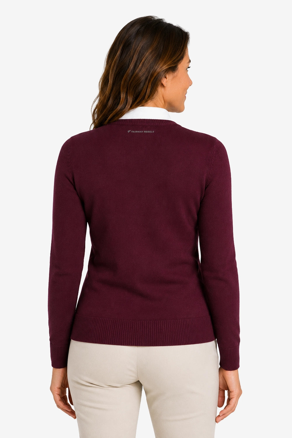 Pull femme col V bordeaux, vue de dos, bord côte au bas et aux poignets.