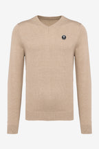 Pull homme col V beige, manches longues tricot côtelé et petit écusson poitrine