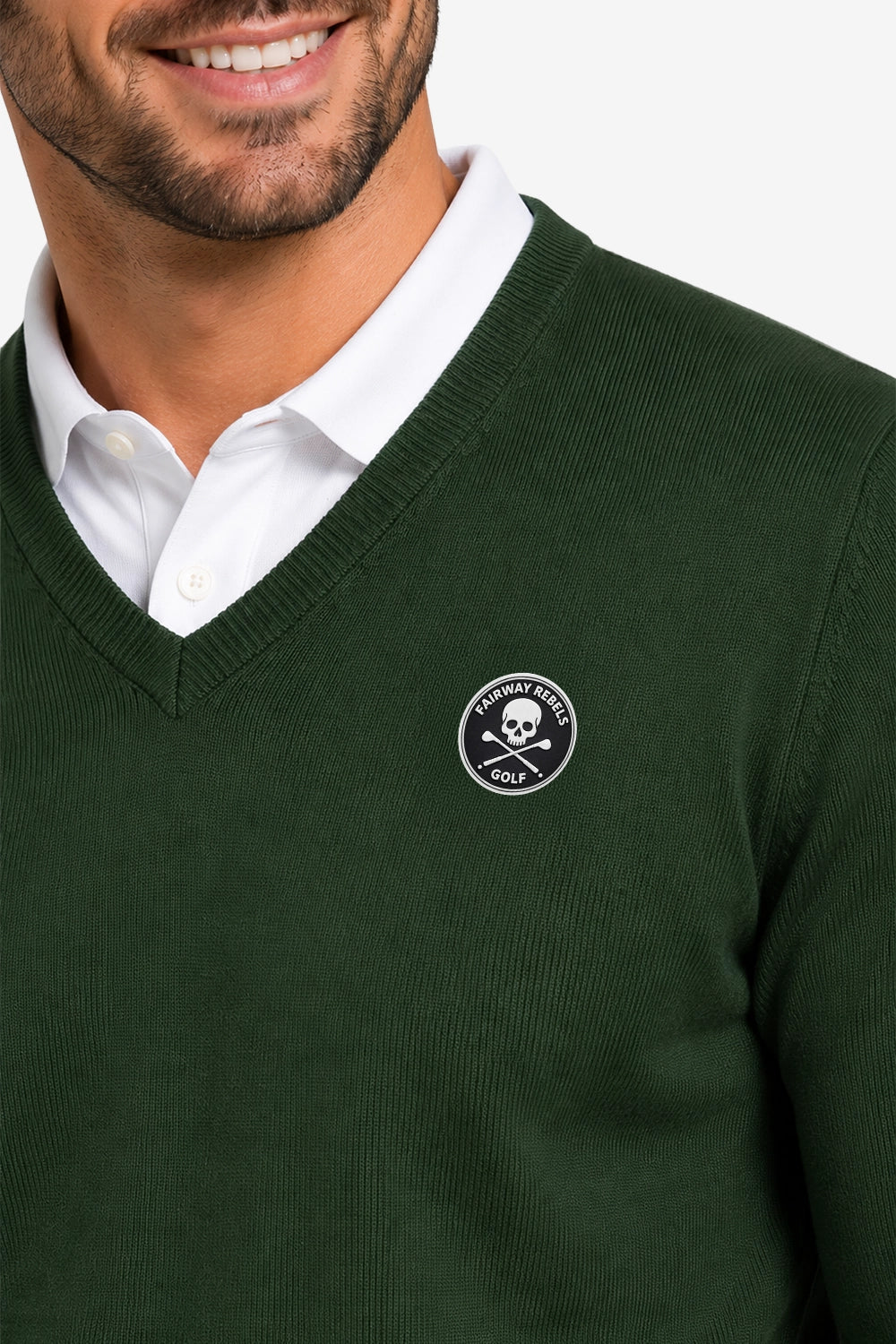 Pull homme col V vert en maille côtelée, badge Golf sur la poitrine
