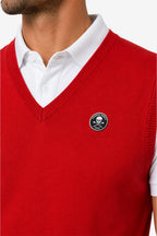 Pull sans manches rouge à col V, écusson rond sur la poitrine, maille fine