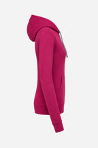 Sweat à capuche femme fuchsia, vue de côté : manches longues, poche kangourou, logo discret.