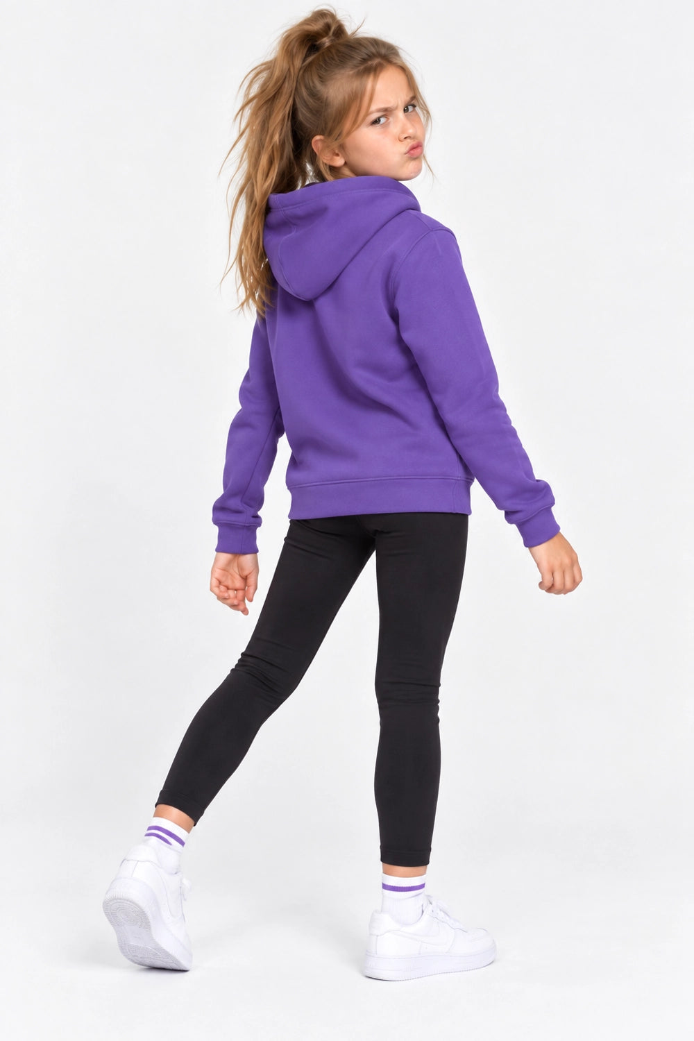 Sweat à capuche violet enfant, vue de dos, poignets côtelés
