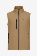Veste golf sans manches déperlante beige, face avec zip central noir et écusson.