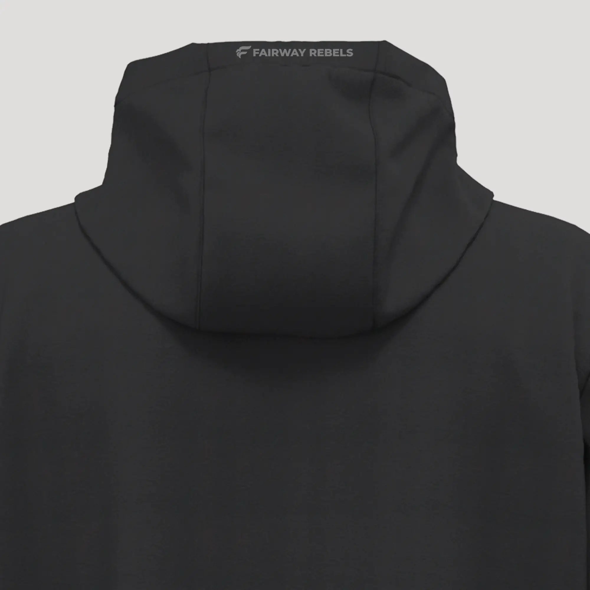 Vue dos d'une veste coupe-vent imperméable de golf femme noire, capuche visible.