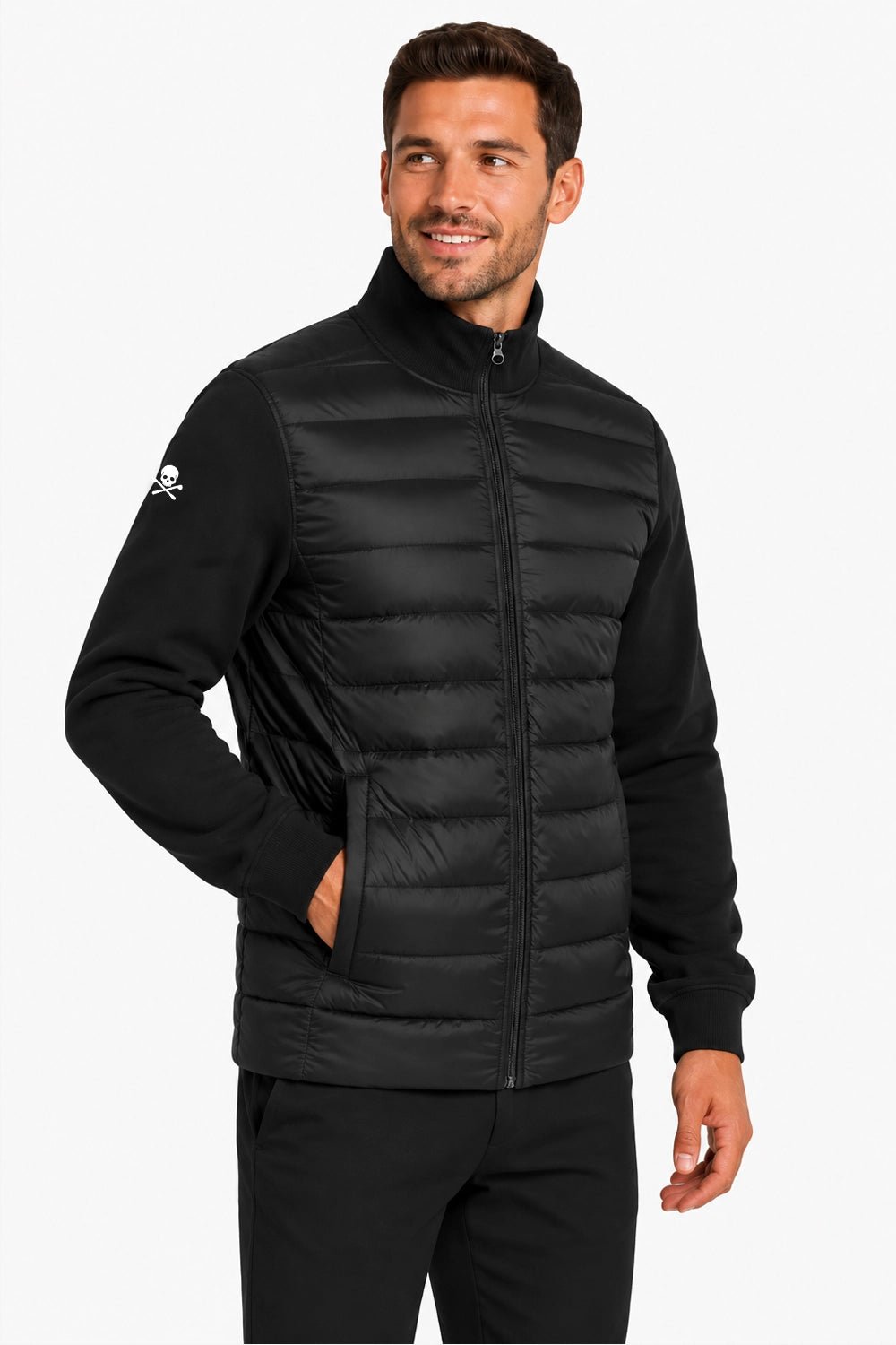 Veste de golf pour homme noire, matelassée, col montant et fermeture zippée.
