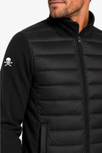 Veste de golf pour homme noire : détail du matelassage et du zip.